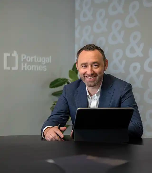 Section image with text block