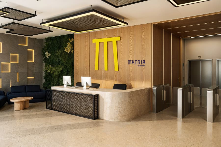 Article slider featured image