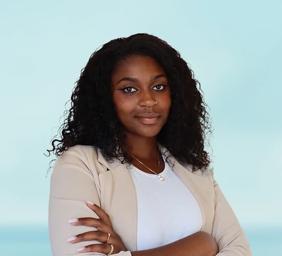 Hélica Borges, Administrative Support