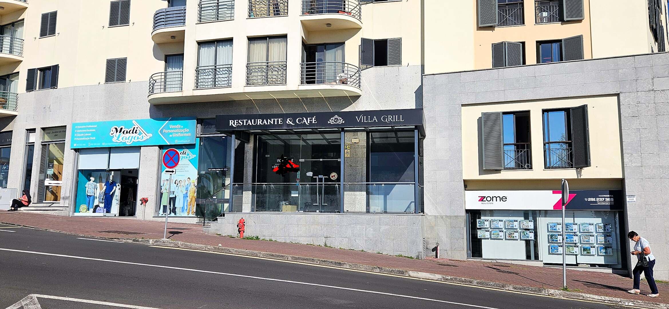 Featured property image in slider gallery