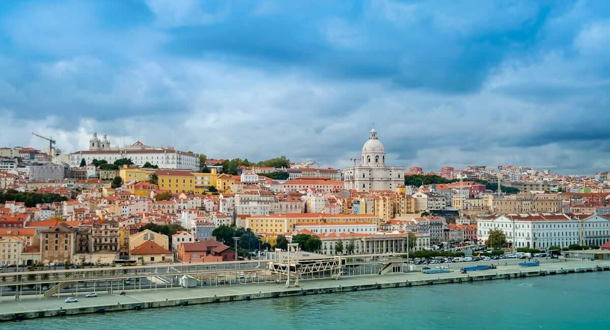 Portugal is out of state of emergency - borders are opening!