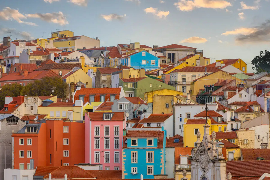 Selling Property in Portugal: The Ultimate 2025 Guide
