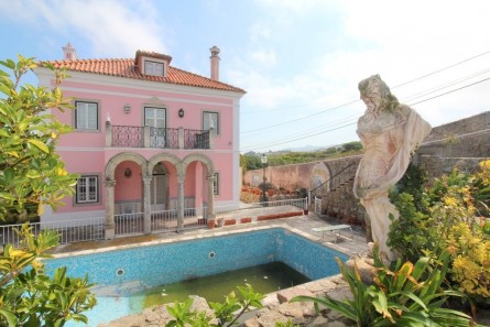 Colares Villa, Portugal Golden Visa Property, Property for sale in Colares, Sintra, PW1562
