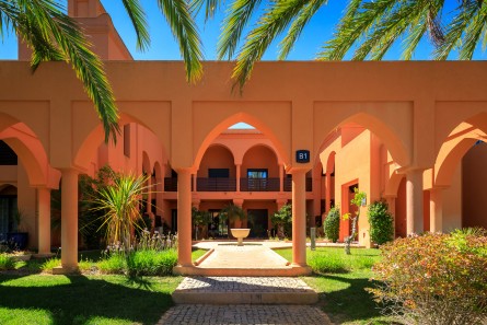 Properties for Sale at Amendoeira Golf Resort, Algarve | Golf & Lifestyle Real Estate, Property for sale in PW1569