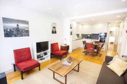 Rua Santo Amaro, Property for sale in Estrela, Lisbon, PW171