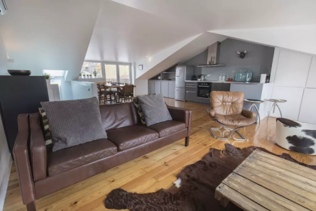 Rua Poiais a São Bento, Property for sale in Santa Catarina, Lisbon, PW214