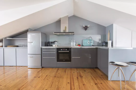 Rua Poiais a São Bento, Property for sale in Santa Catarina, Lisbon, PW214