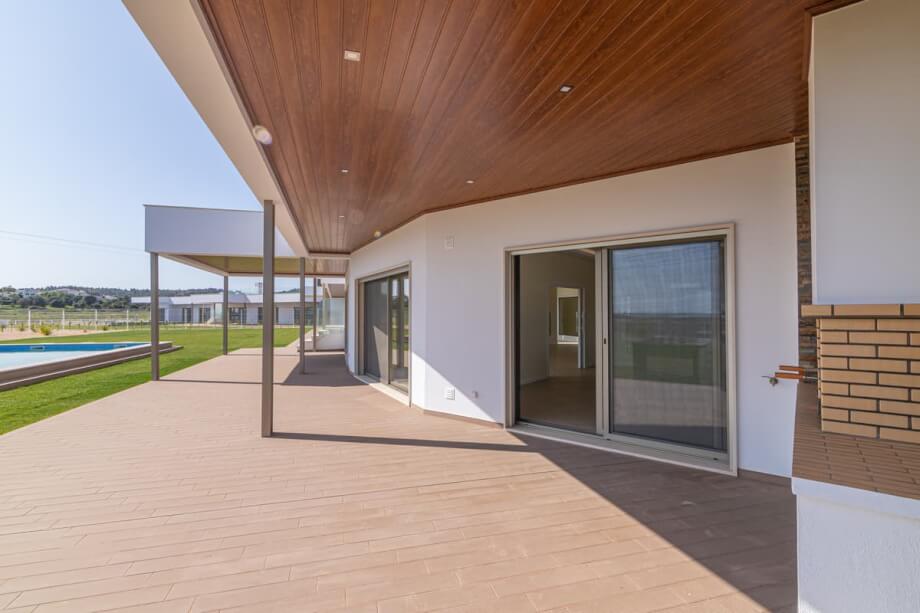 6 Bed Villa in Odiaxere, Property for sale in Lagos, Faro, PW2743