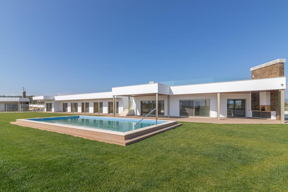 6 Bed Villa in Odiaxere, Property for sale in Lagos, Faro, PW2743