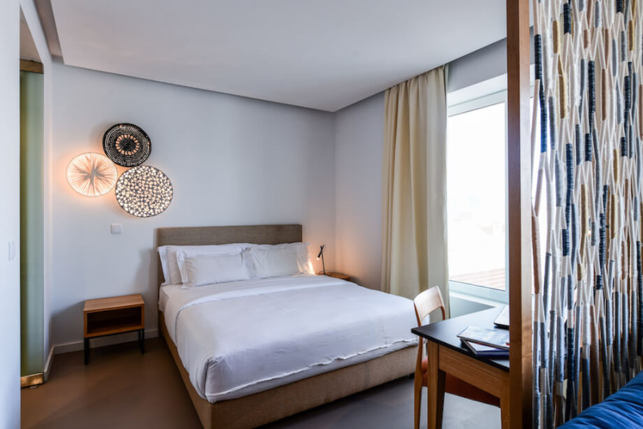 Modern 2 Bedroom Apartment for Sale in Areeiro, Lisbon, Portugal | Central City Living, Property for sale in PW2748