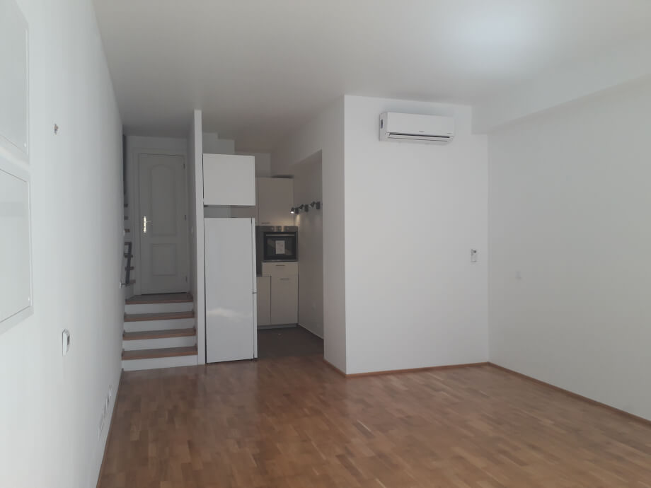 Lagos centre, Property for sale in Lagos, Faro, PW3000