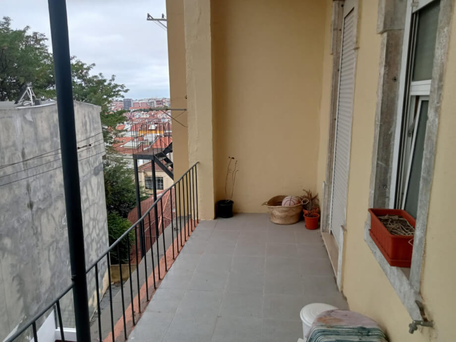 Arroios 3 Storey Building, Property for sale in Arroios, Lisbon, PW3042