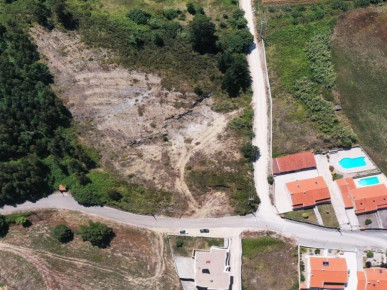 Land with previous information approved for 2 houses, Property for sale in BL612