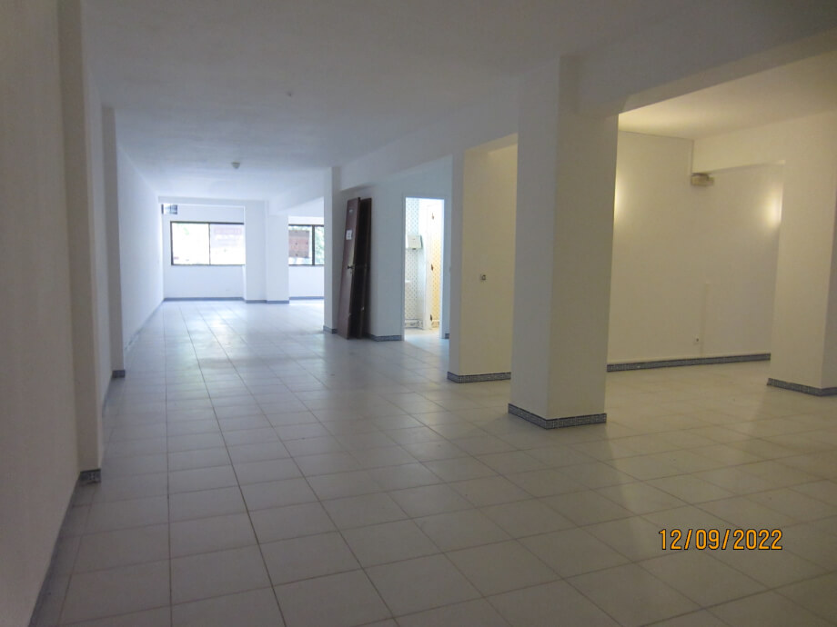 Albufeira Avenida Liberdade, Portugal Golden Visa Commercial, Property for sale in PW3530