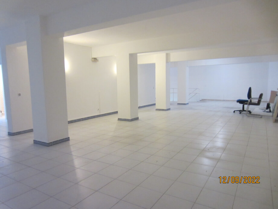 Albufeira Avenida Liberdade, Portugal Golden Visa Commercial, Property for sale in PW3530