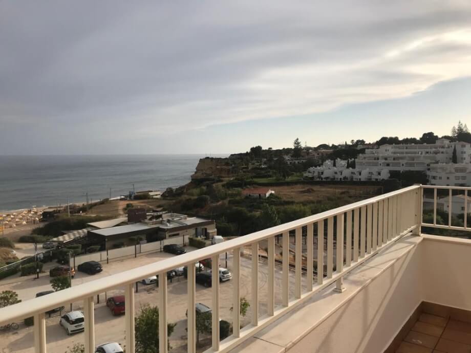 Beachfront Apartment in Armação de Pêra, Property for sale in Silves, Faro, PW3634