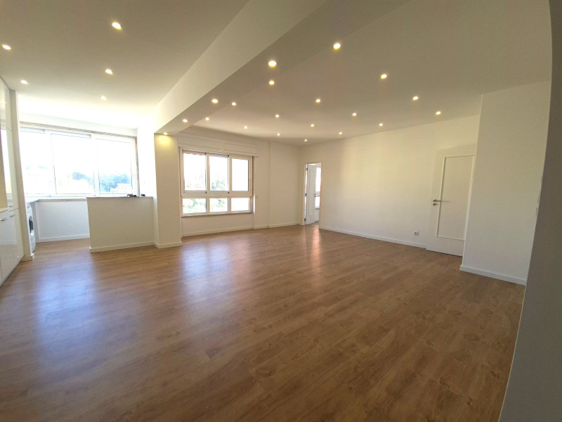 3 Bed Apartment | Laranjeiras, Property for sale in Lisbon, Lisbon, PW3745