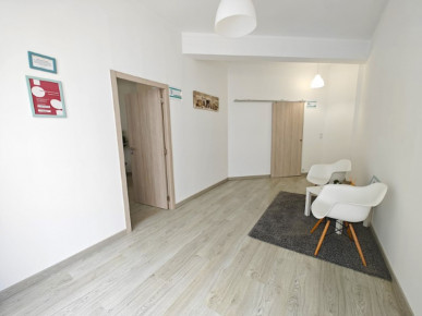 Commercial space in Caldas da Rainha city center, Property for sale in Caldas da Rainha, Leiria, BL1126