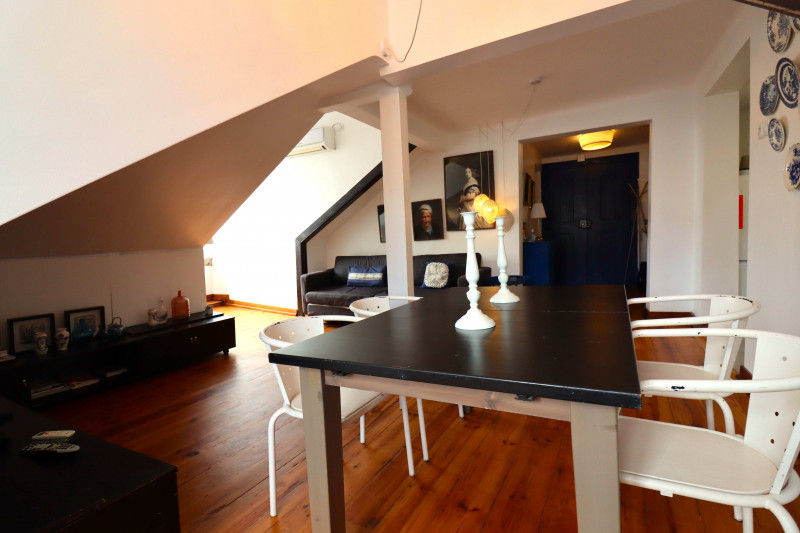 Beautiful 2 Bedroom In Baixa Chiado, Property for sale in PW3931