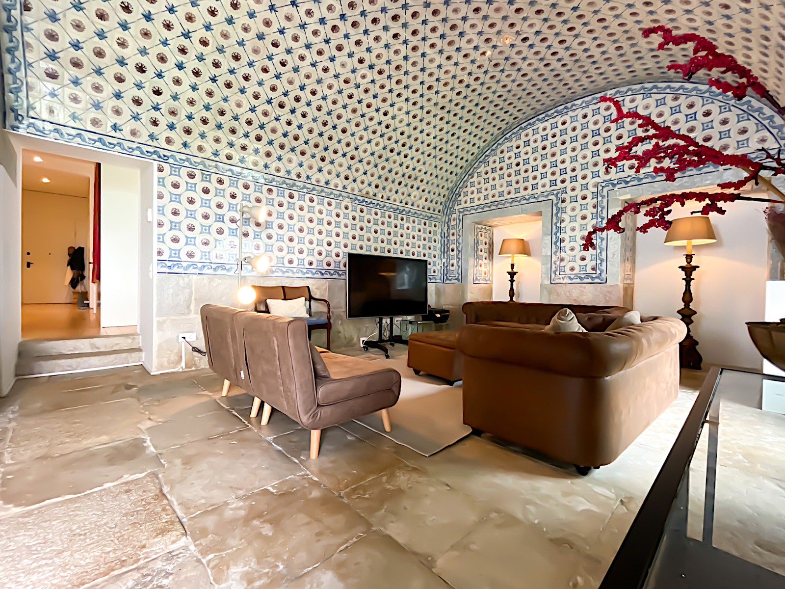 Luxury 4 bedroom apartment, Property for sale in PW3934