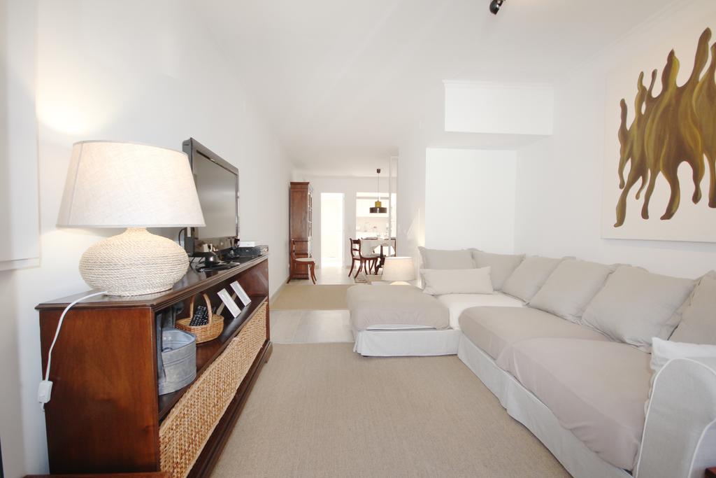 Amazing Two-bedroom duplex house in Ajuda, Property for sale in PW3937