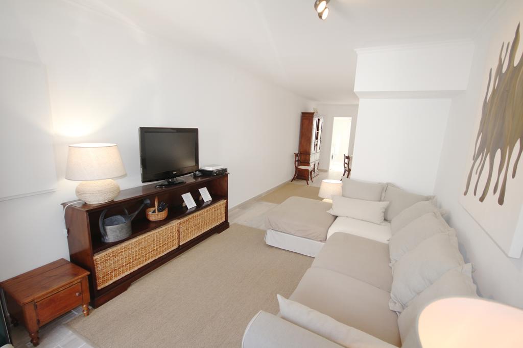 Amazing Two-bedroom duplex house in Ajuda, Property for sale in PW3937