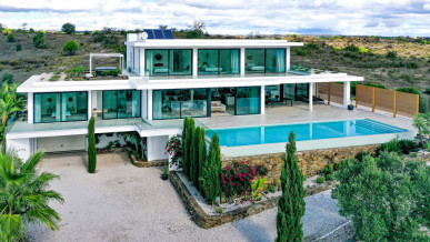 Magnificent Villa In Monte Rei With Sweeping Sea Views, Property for sale in PP6666