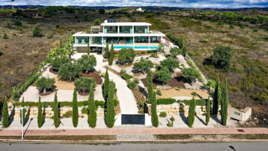 Magnificent Villa In Monte Rei With Sweeping Sea Views, Property for sale in PP6666