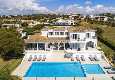 Magnificent 6 Bed Villa next to Salgados Golf course, Property for sale in Albufeira, Faro, PP7083