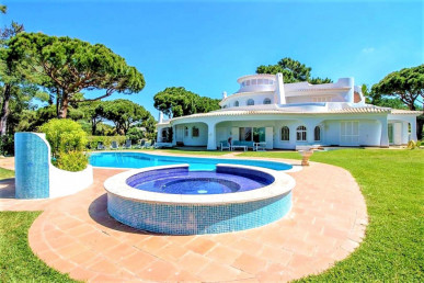 Golf Front 5 Bedroom Villa On A Superb Plot With Independent 1 Bed Annexe, Property for sale in PP173211