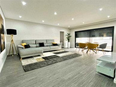 Brand New Three Bedroom Apartment With Swimming Pool, Property for sale in PP173406