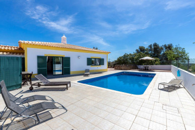 Two Country houses On A Lovely Plot In Boliqueime, Property for sale in Boliqueime, Loulé, PP173620