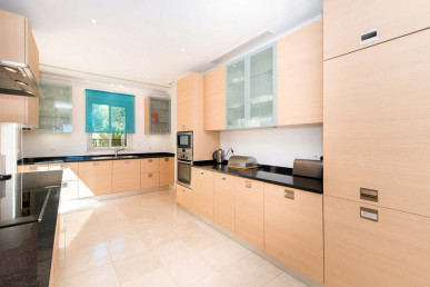 Contemporary villa on a Prestigious Golf Course, Property for sale in PP173648