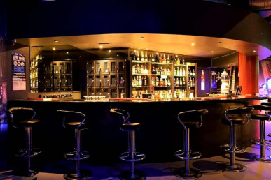 Bar for sale - A Lucrative Investment in Funchal's Thriving Nightlife Scene!, Property for sale in PP173655
