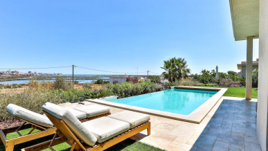 Exceptional Brand New Waterfront Villa In Faro, Property for sale in PP174652