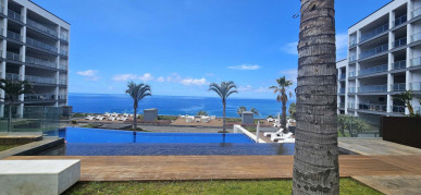 Huge Two Bedrooms By The Sea, Property for sale in Funchal, Madeira, PP174787