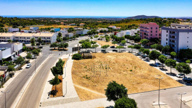 Plot For Commercial And Services Construction, Property for sale in PP175030