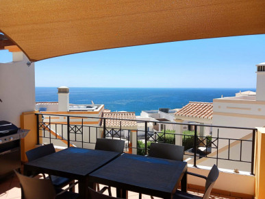 Modern 2-Bed Townhouse On Popular Beach Resort With Spectacular Ocean Views., Property for sale in PP175067