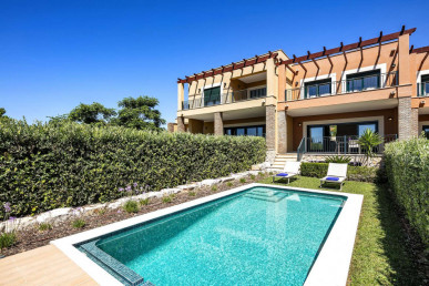 Superb 2 Bedroom Townhouses In Delightful Resort, Carvoeiro, Property for sale in Lagoa e Carvoeiro, Lagoa, PP175377