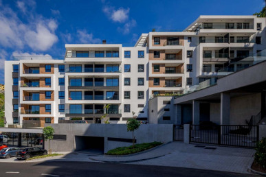 Exclusive Duplex Penthouse T5 + 1 in the Heart of Funchal – A Rare Find, Property for sale in PP175461