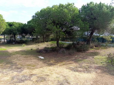 Plot With Planning Ideally Located In Varandas Do Lago, Property for sale in PP175472