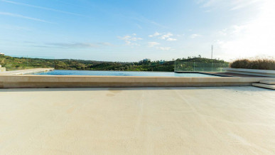 Independent Villa In Conceicao, Property for sale in PP175481