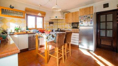 Independent Villa In Conceicao, Property for sale in PP175481