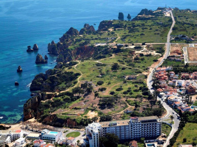 An Outstanding front-line Investment Property situated on the outskirts of Lagos, Property for sale in Lagos, Faro, PP175484