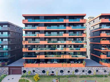 Beautiful 2-Bedroom Apartment in a Prestigious Gated Condominium in Funchal, Property for sale in PP175538