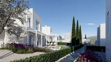 Semi-detached T2+1 villa with private pool in Popular Golf Resort, Property for sale in PP175659