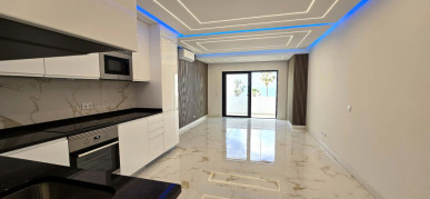 Oceanfront 2-Bedroom, 2-Bathroom Apartment With Sea View & Garage , Property for sale in Quarteira, Loulé, PP175837