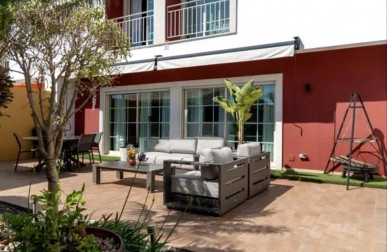 Charming 5-Bedroom Villa In Moncarapacho, Property for sale in PP175889