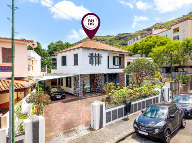 Villa V3+1 in the Center of Machico, Property for sale in PP175904