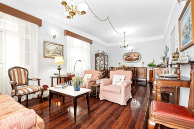 Villa V3+1 in the Center of Machico, Property for sale in PP175904